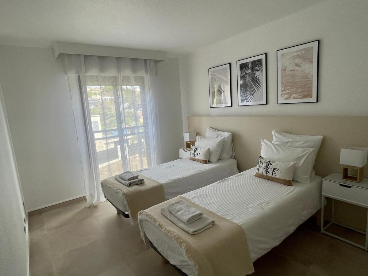 Domaine D'Ahmosis, Modern 2 Bedrooms Refurbished Apartment, F3 Moderne Fraichement Renove Le Cannet Bagian luar foto